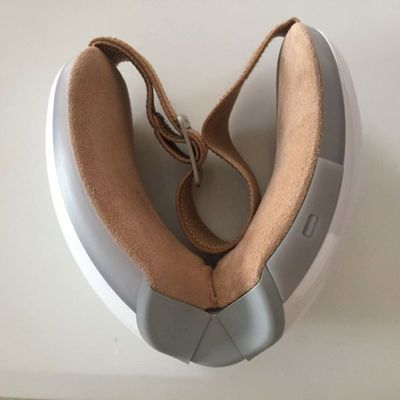 Máquina de moldagem por injecção de plástico de tipo vertical