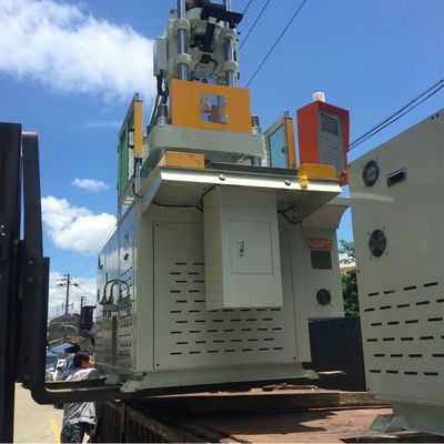 Máquina de moldagem por injecção de plástico de tipo vertical