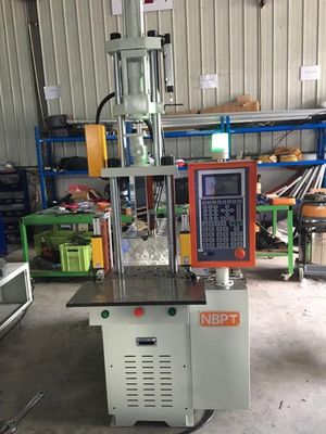 Máquina de moldagem por injecção de plástico 45T