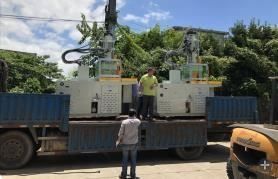 Máquina de moldagem por injecção de plástico vertical de baixa pressão