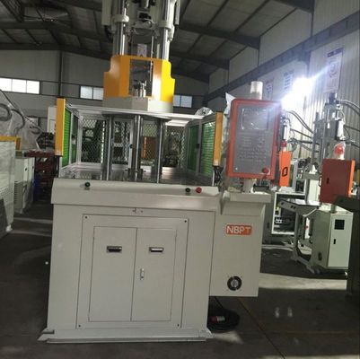 Máquina de Injeção Rotativa de Porta-Lâmpadas LED Vertical