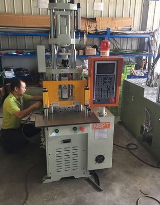 Vertical PT-550 BMC Máquina de moldagem por injecção de baquelita de plástico térmicamente fixadora vertical DAP/BMC